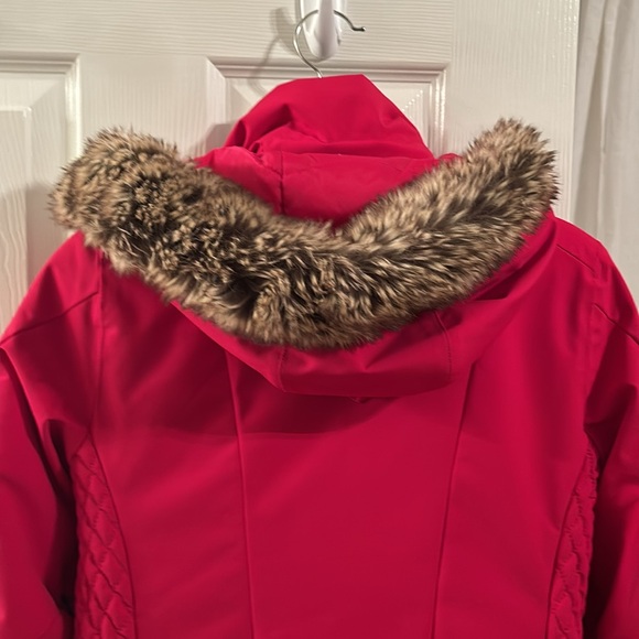 Winter/Ski OBERMEYER SIREN FAUX FUR JACKET WOMEN'S. RED/SIZE 6 - Picture 4 of 10